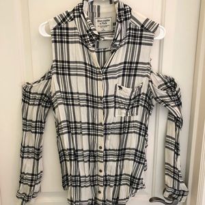 Abercrombie Pattern Button Up with Cut-out Sleeve